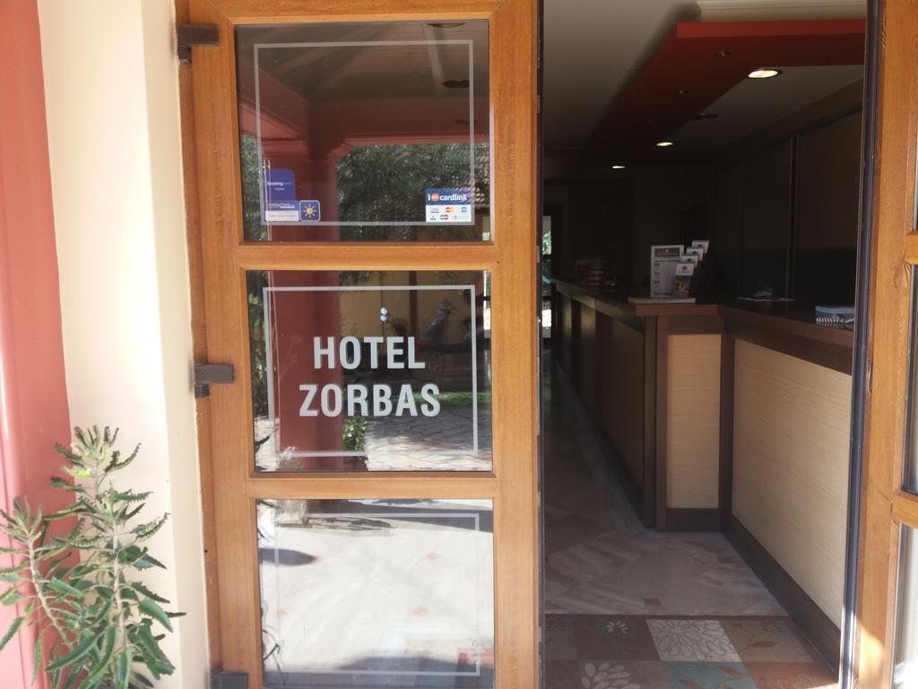 Zorbas Hotel Myrtéa Exterior foto